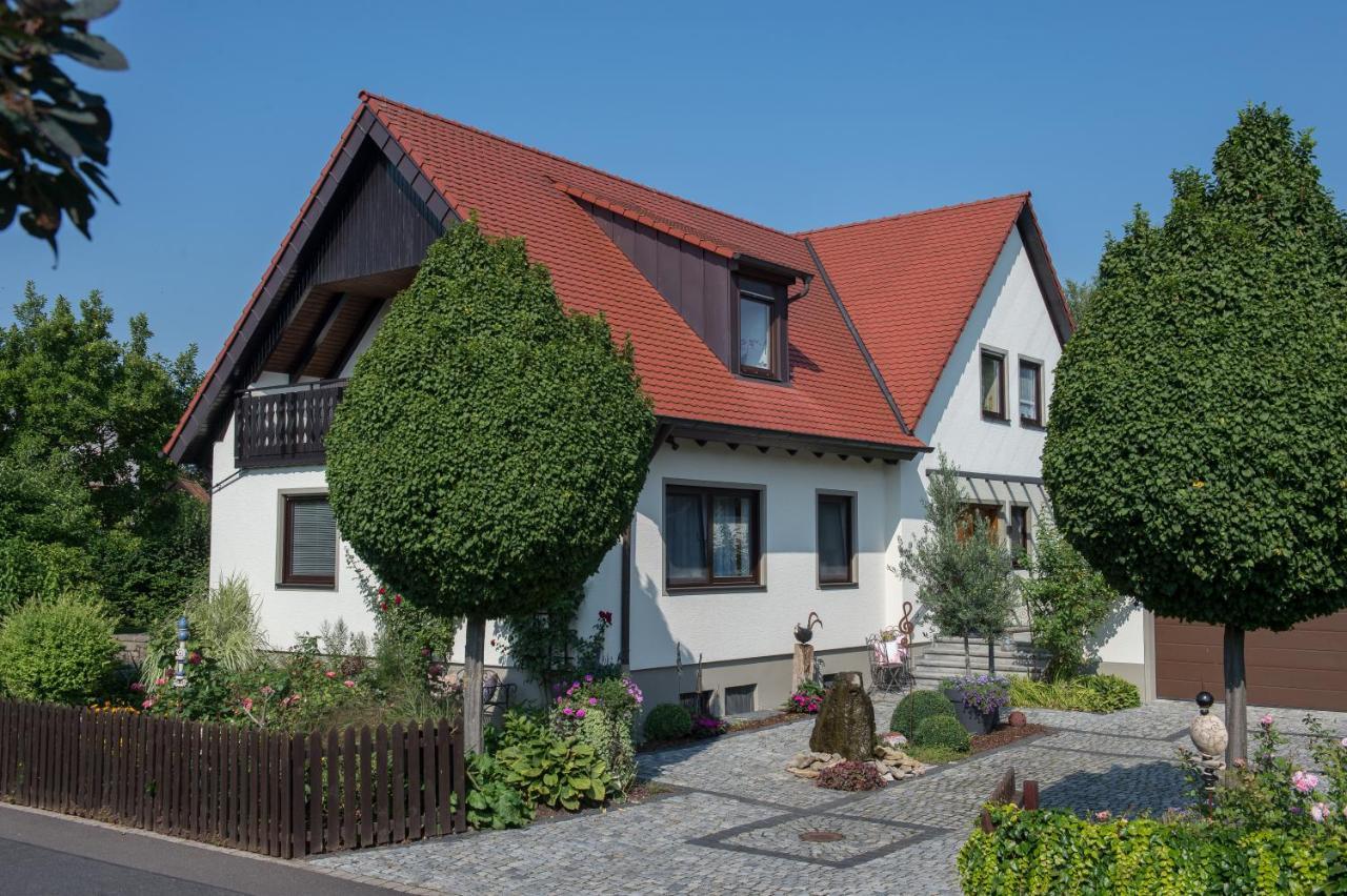 Ferienwohnung Tonart Sommerach Exteriör bild